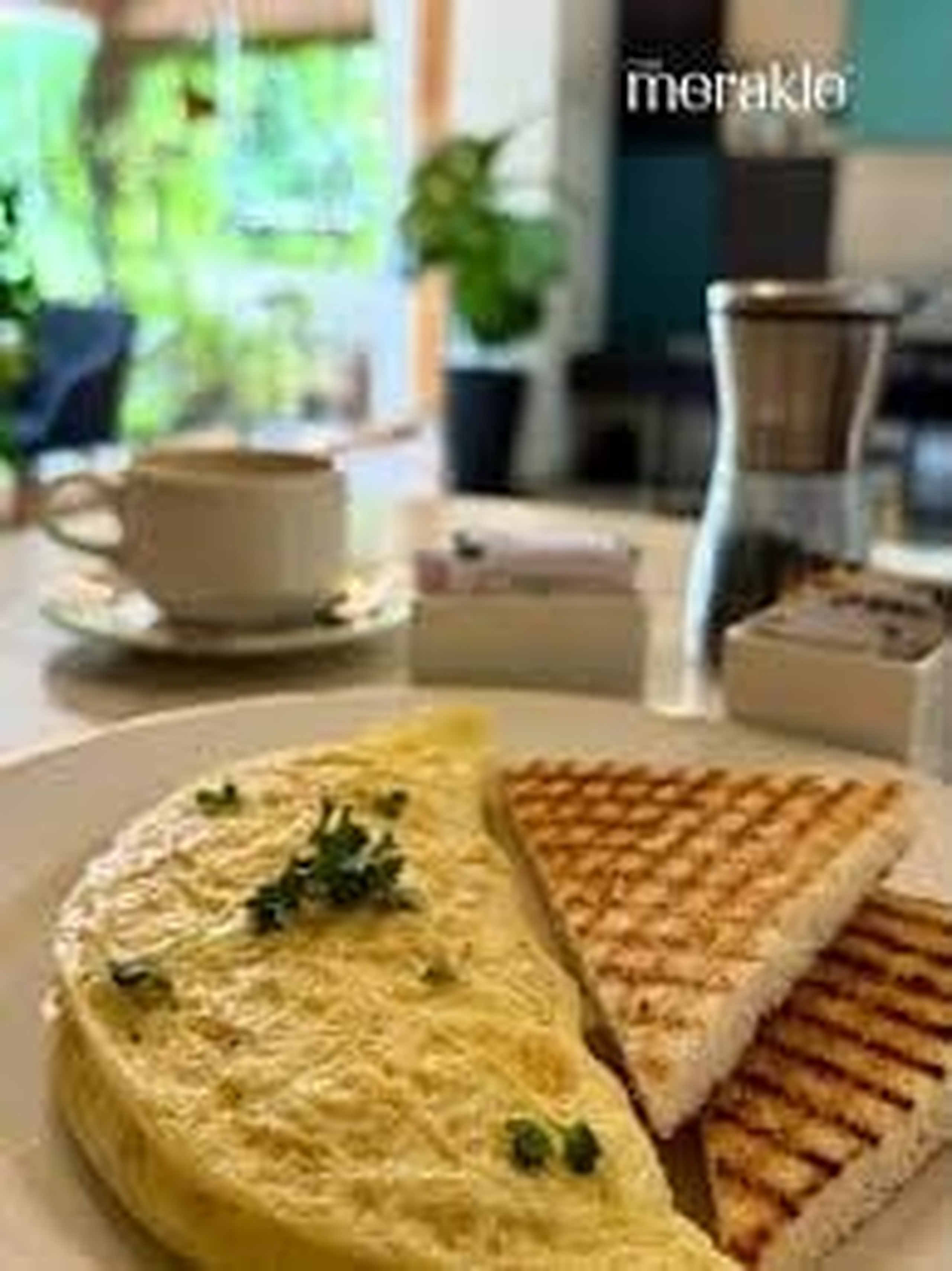 Chicken Cheese Omelette